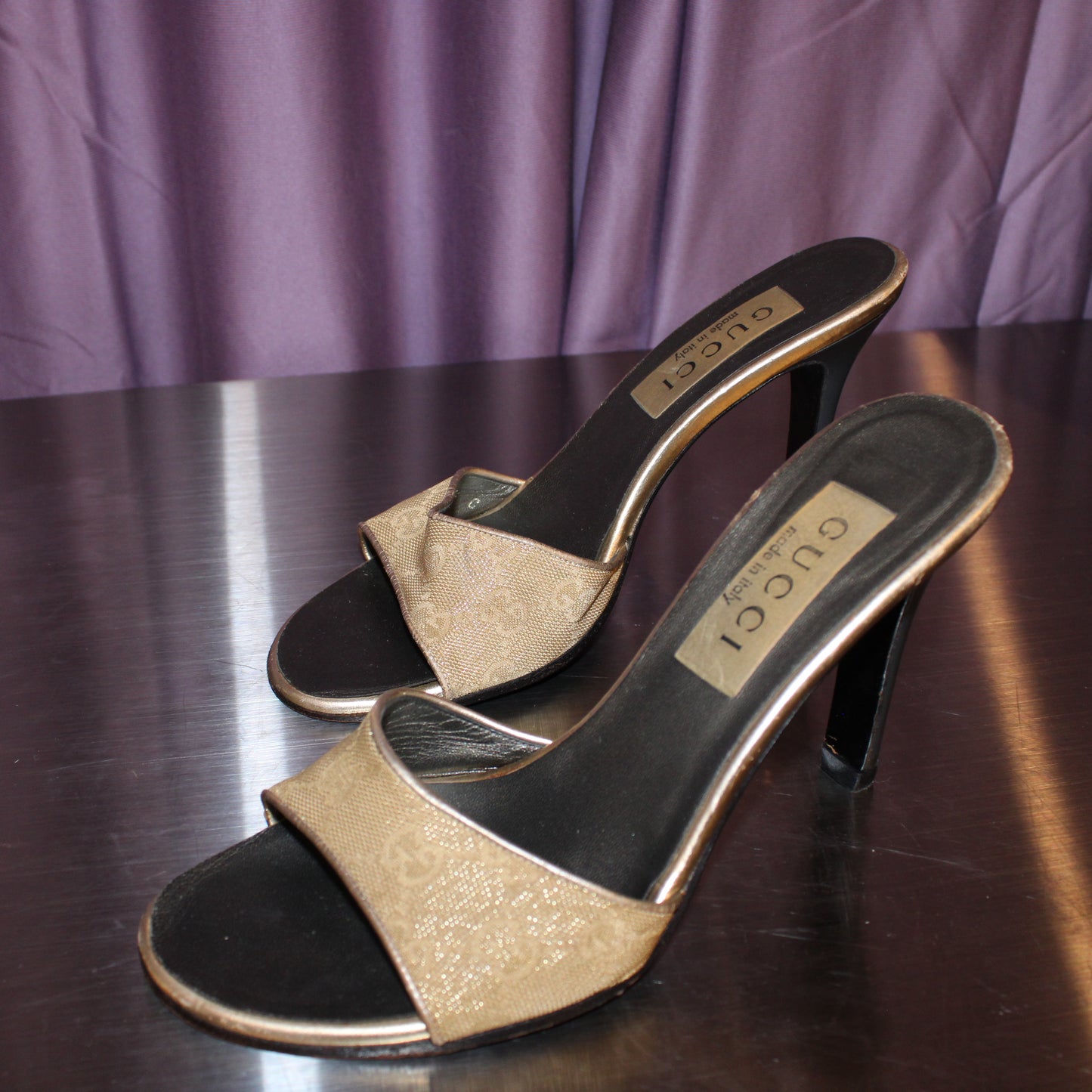 Vintage Gucci Gold Monogram Heels