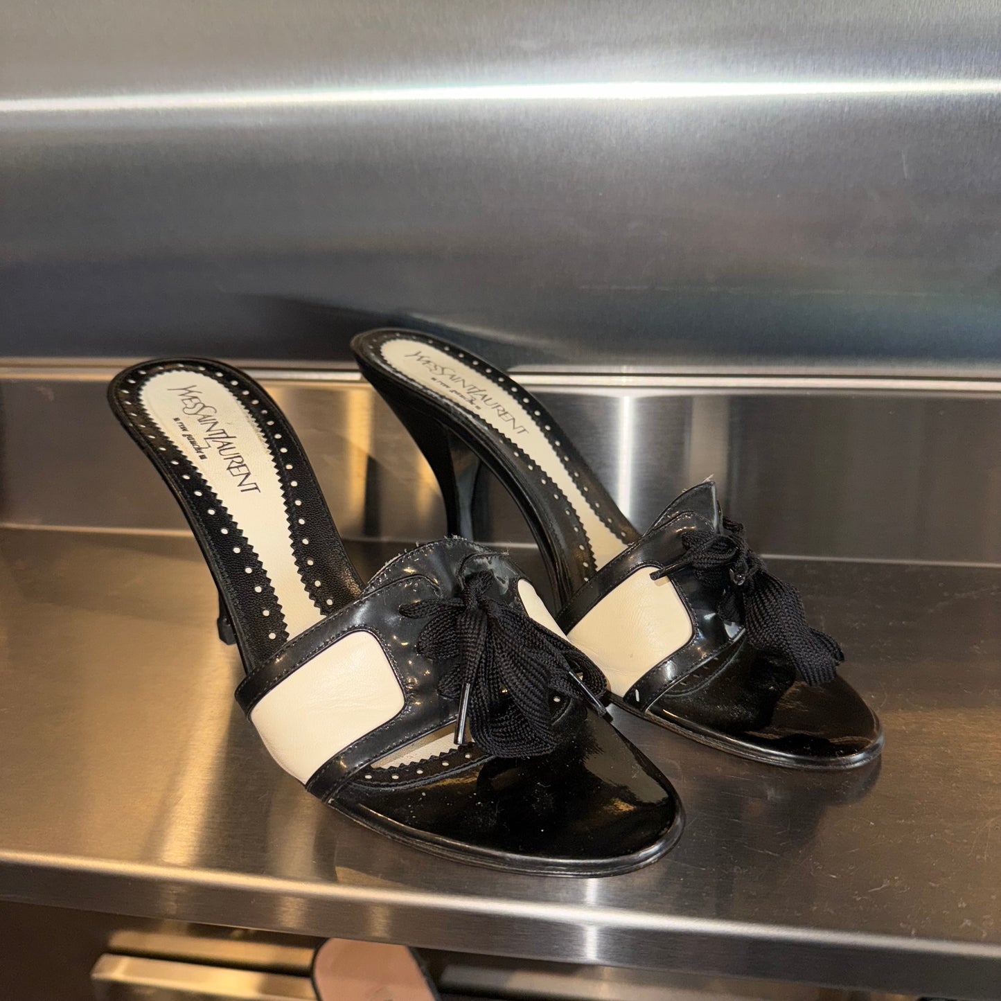 Yves Saint Laurent Heels