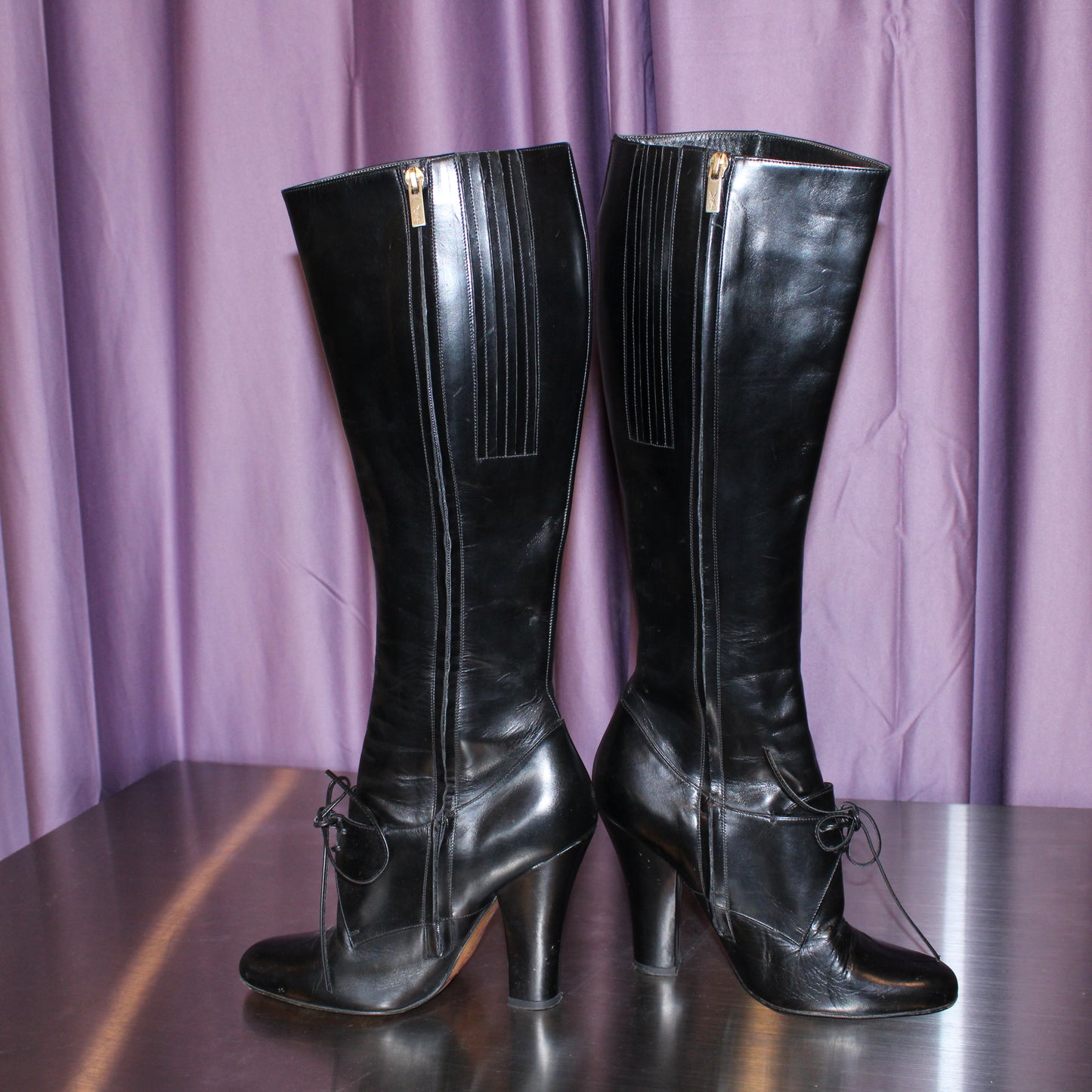 Yves Saint Laurent Boots