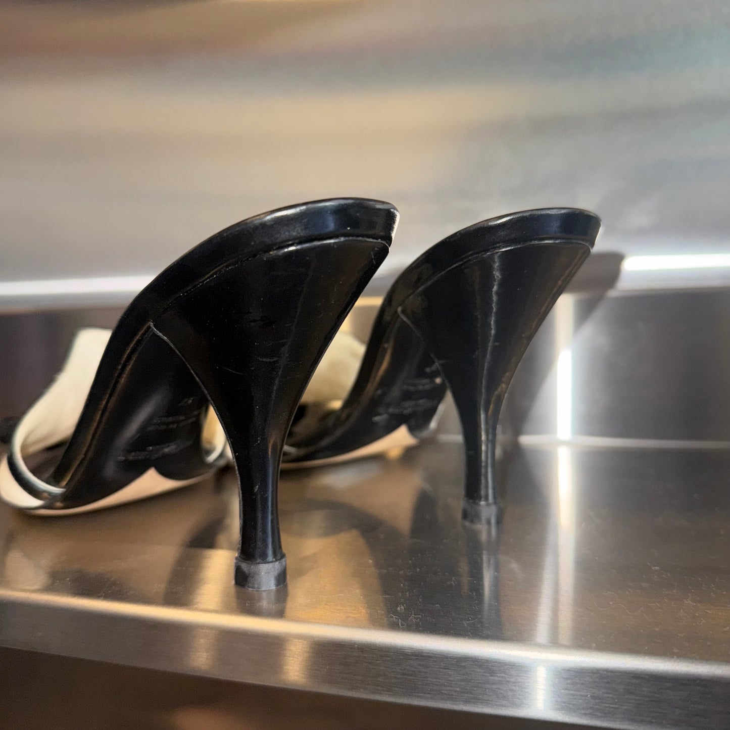 Yves Saint Laurent Heels