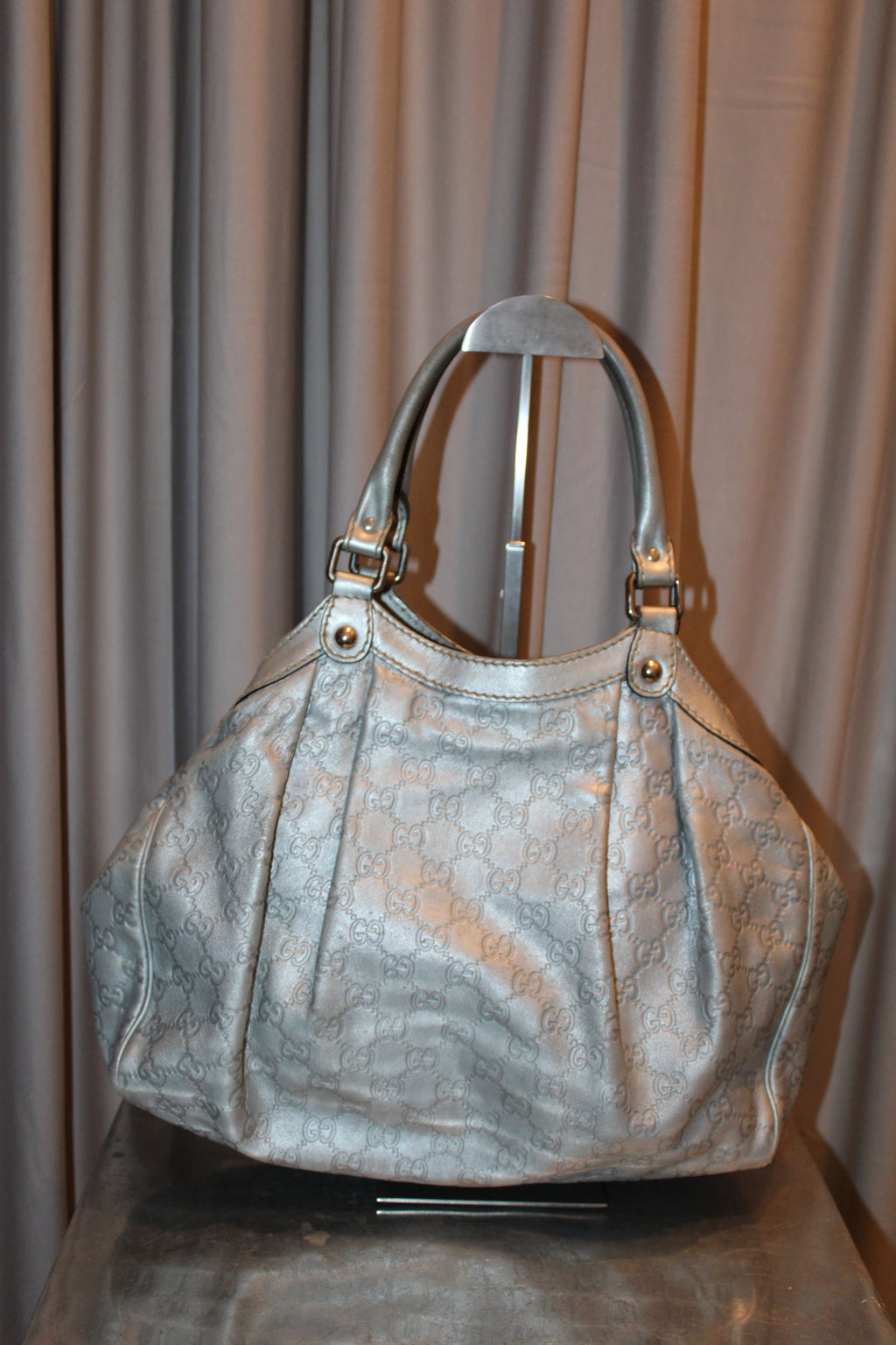Gucci Sukey Tote