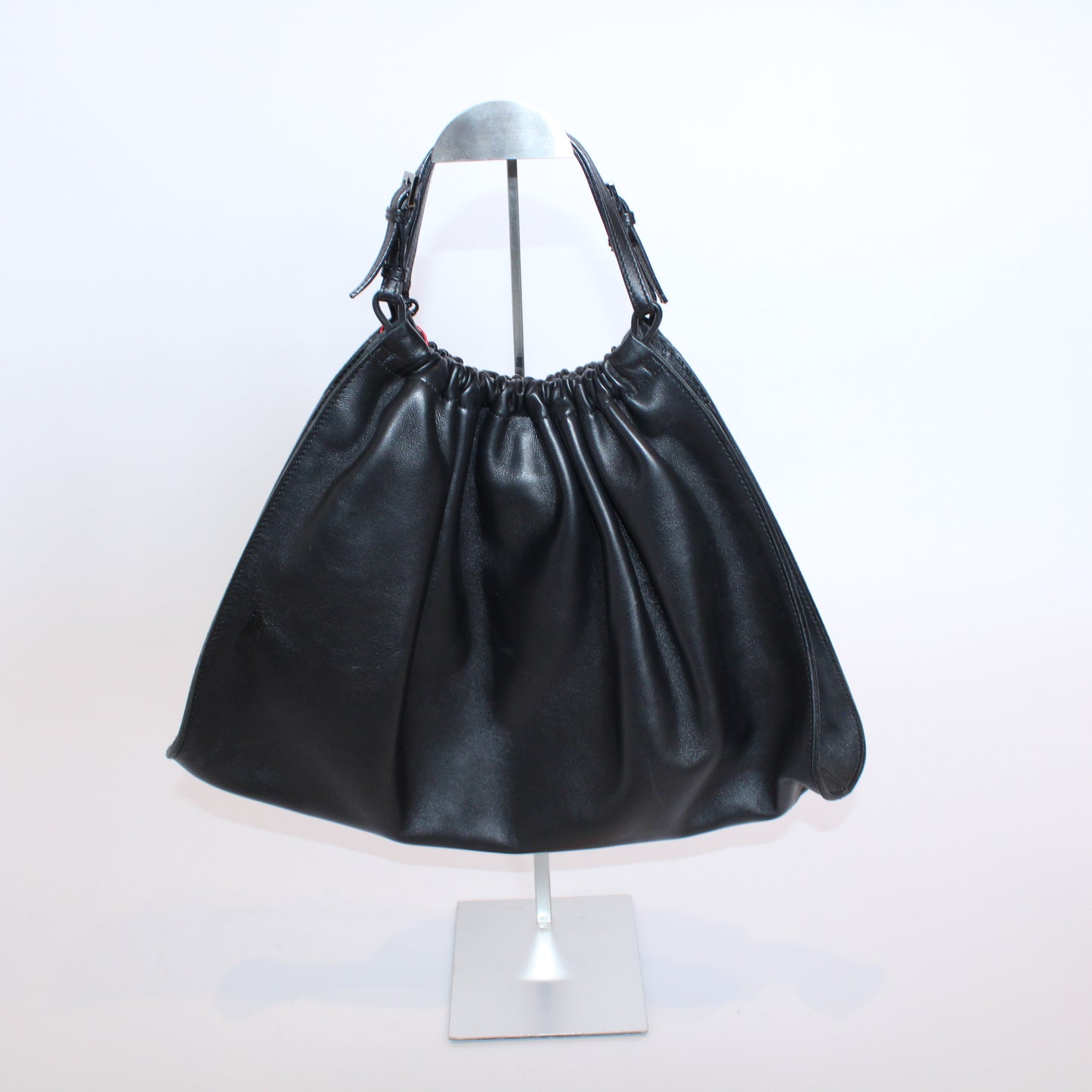 Gucci leather ruched bag