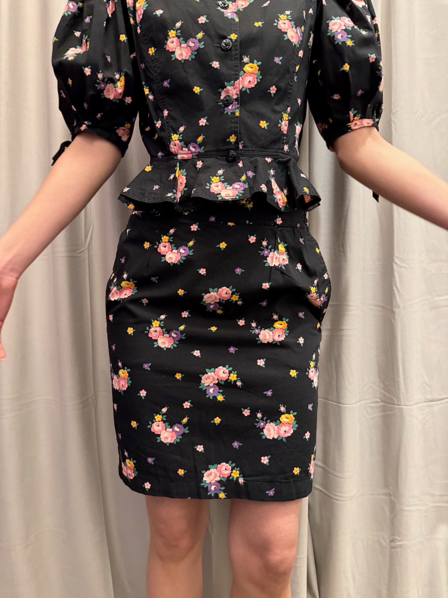 Emanuel Ungaro 2 Piece Set