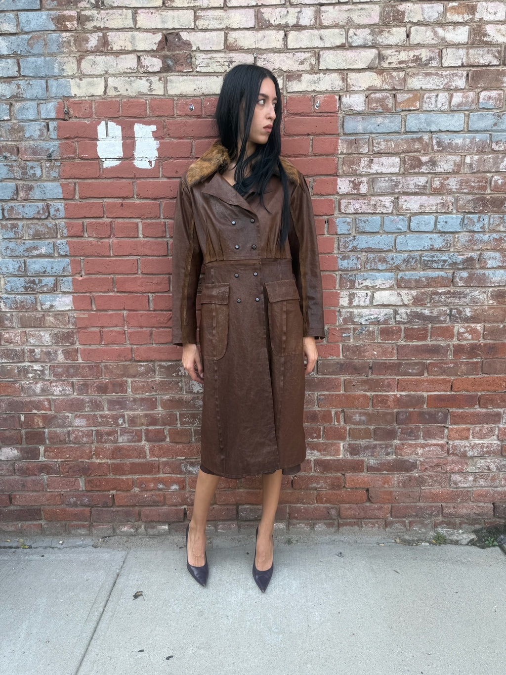 Vintage Leather Jacket with Adjustable Fur Collar