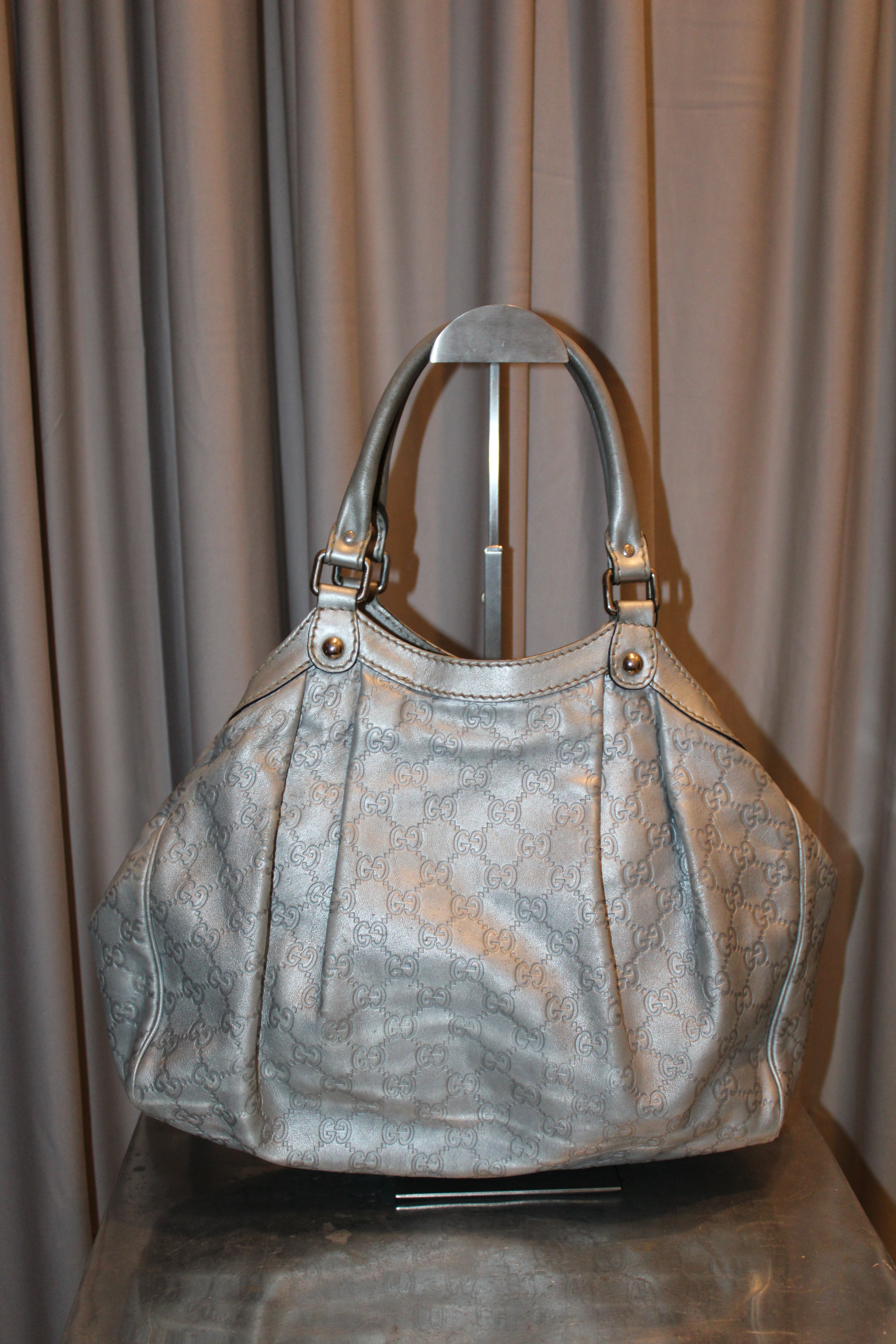 Gucci Sukey Tote