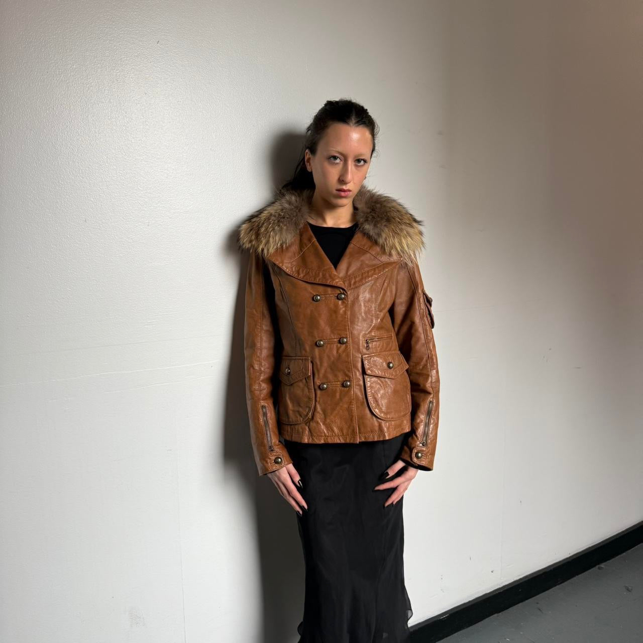 Italian vintage leather jacket with fur collar