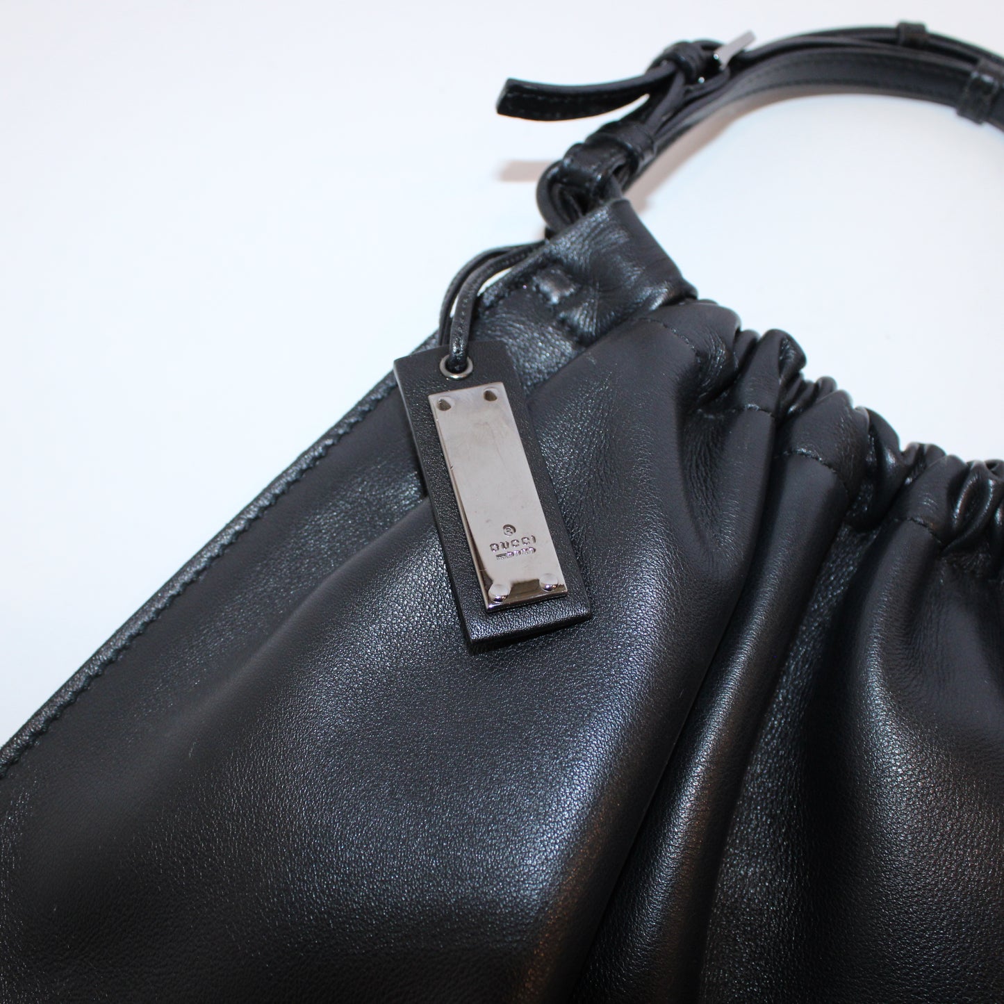 Gucci leather ruched bag