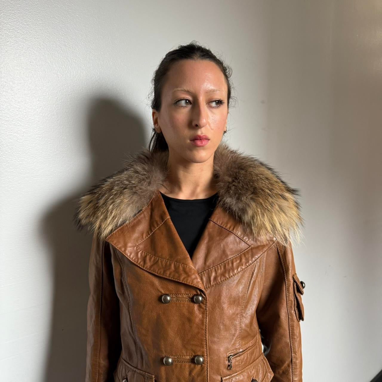 Italian vintage leather jacket with fur collar