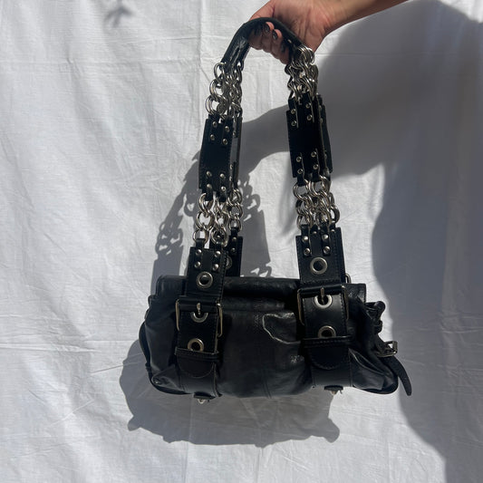 Chloè Leather Chain-Link Shoulder Bag