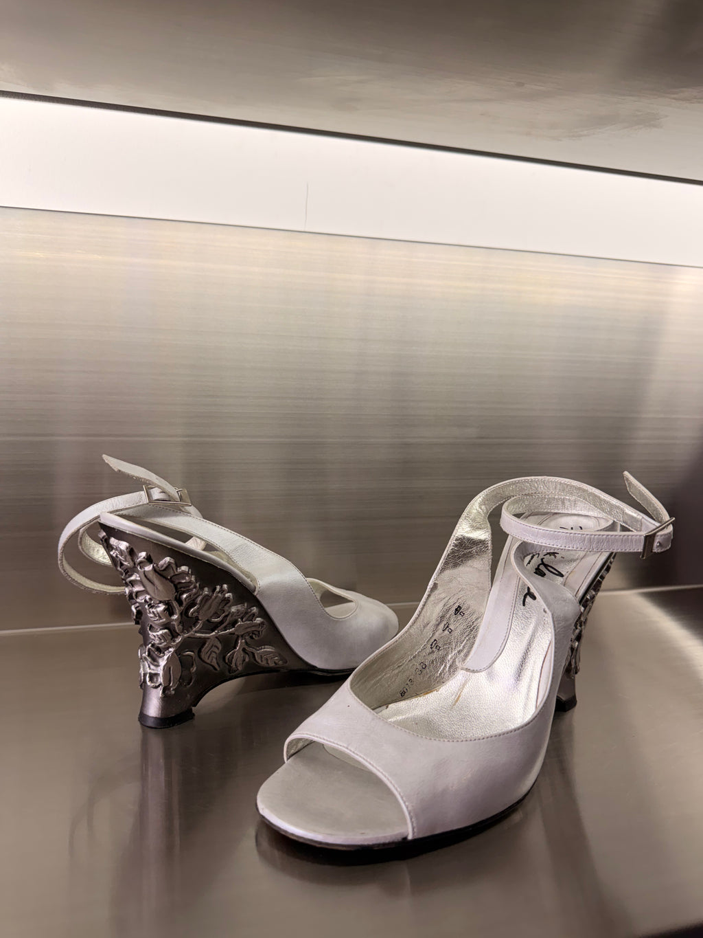 Free Lance Silver Wedges