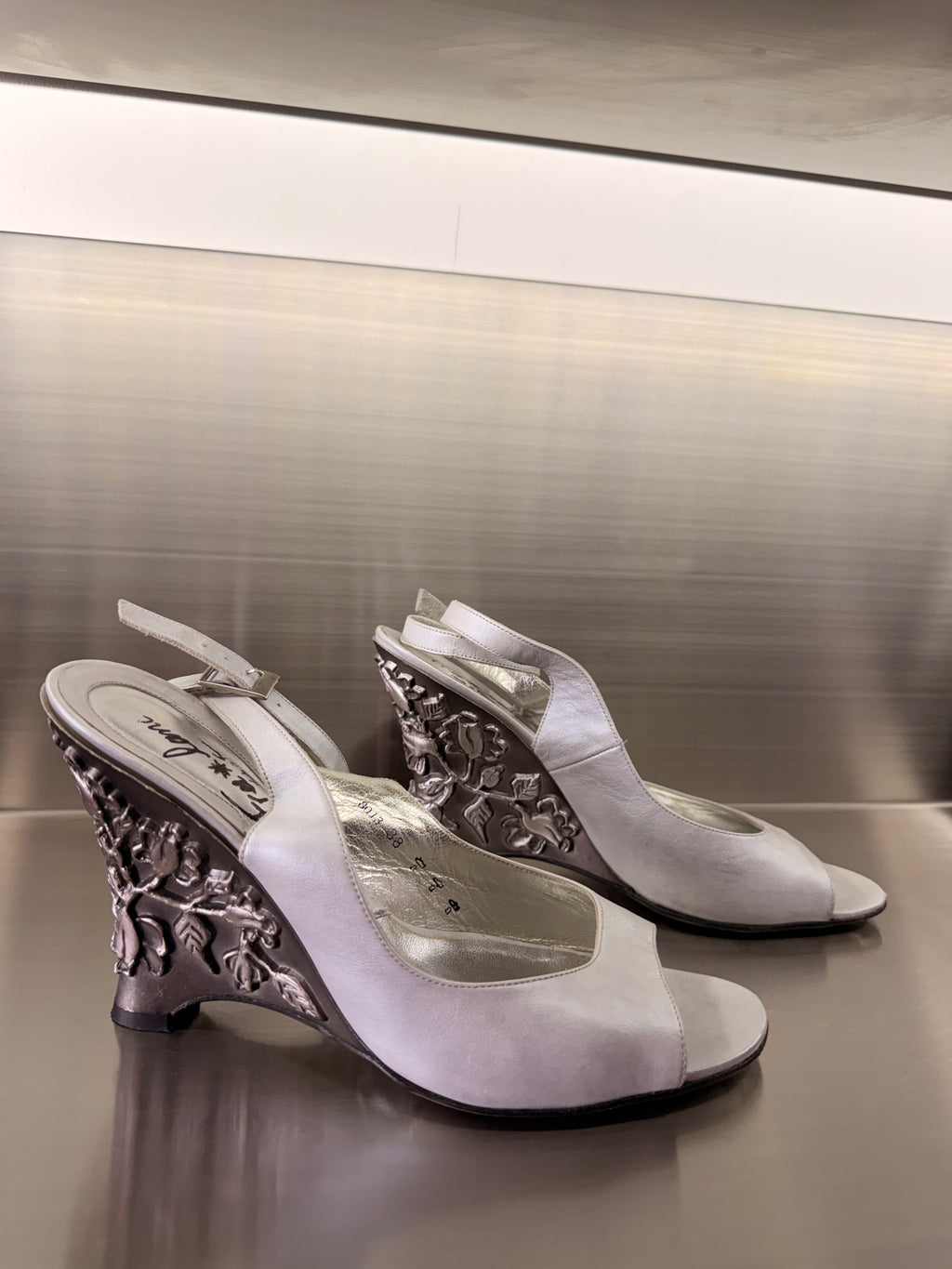 Free Lance Silver Wedges