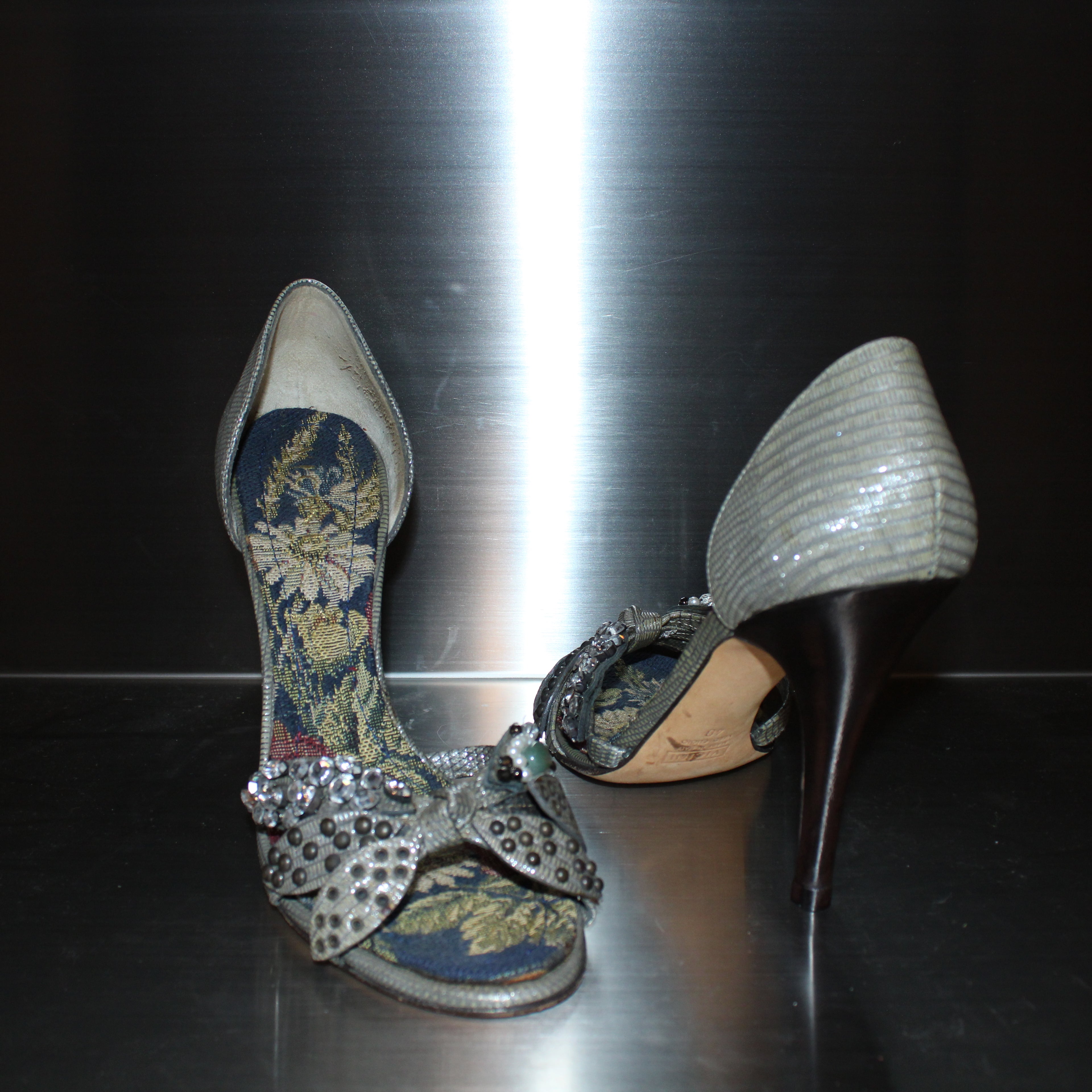 Vicini Heels