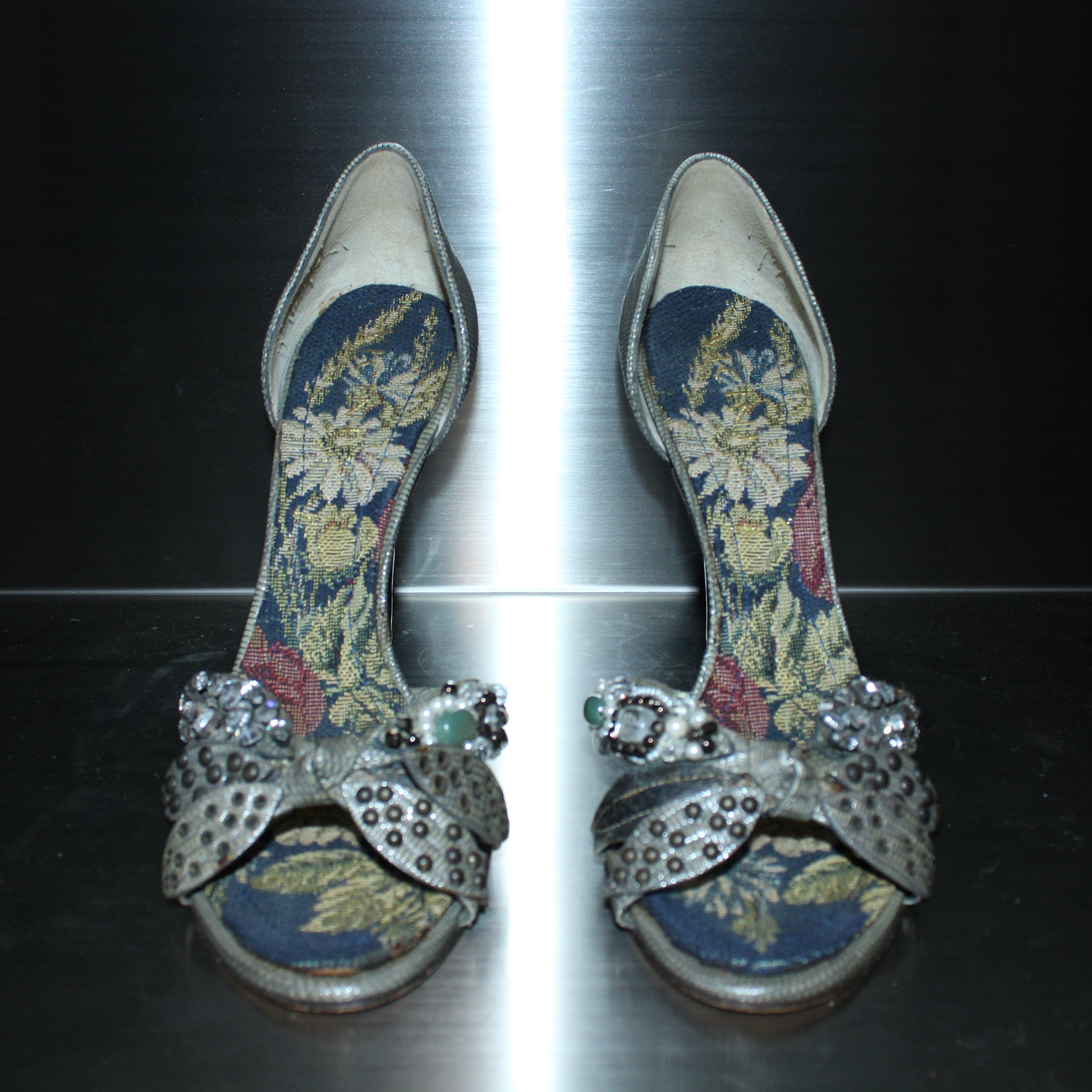 Vicini Heels