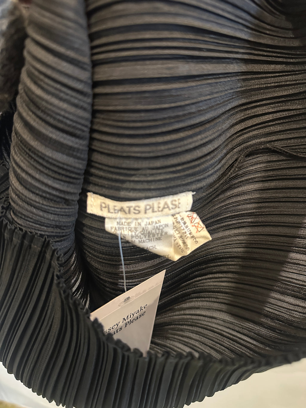Issey Miyake Pleats Please Top (Black)