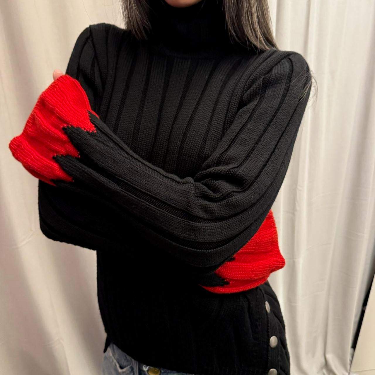 Alexander McQueen Sweater – lalvintage Alexander McQueen Sweater – lalvintage
